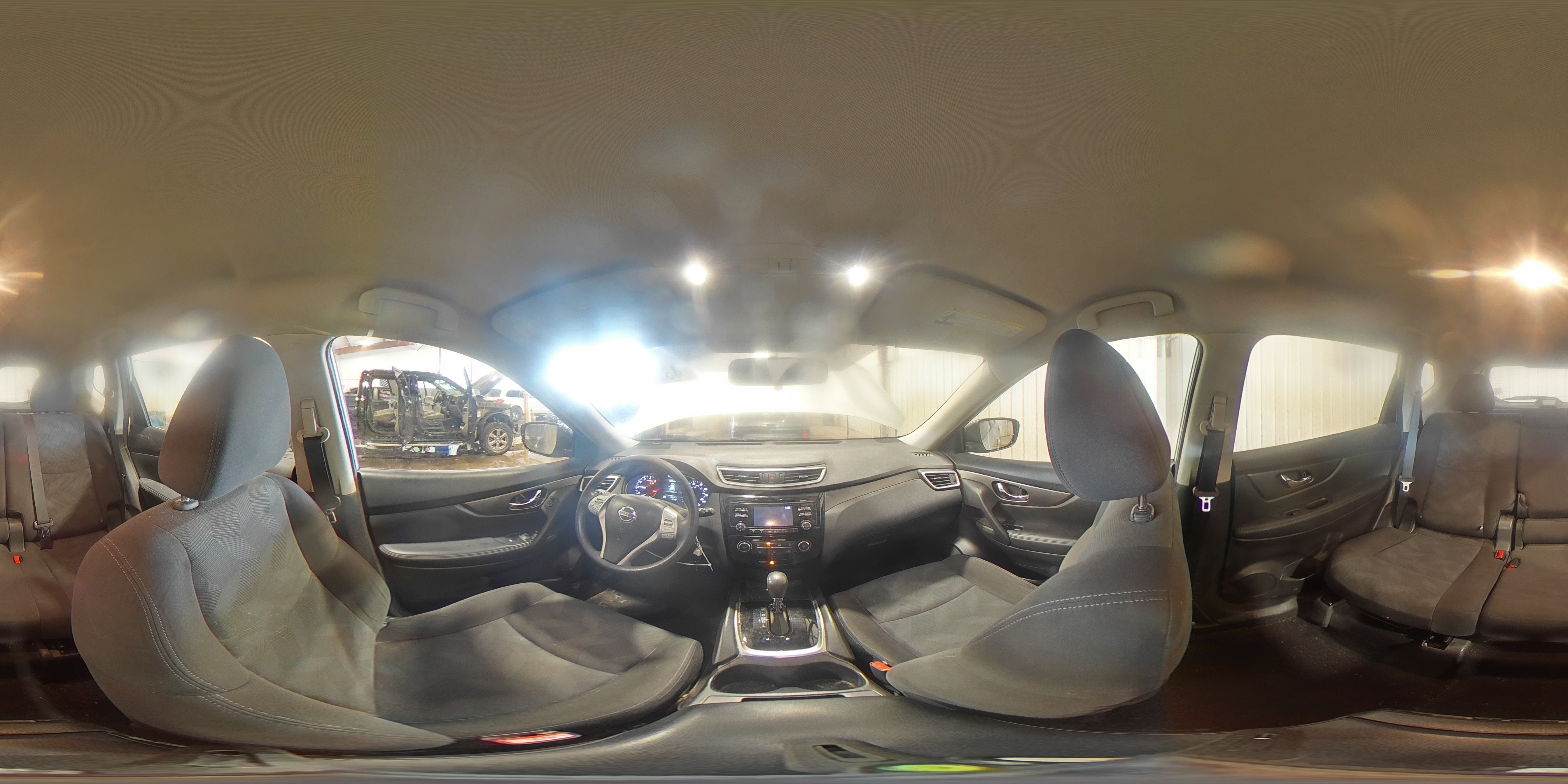 2016 Nissan Rogue - Image 15