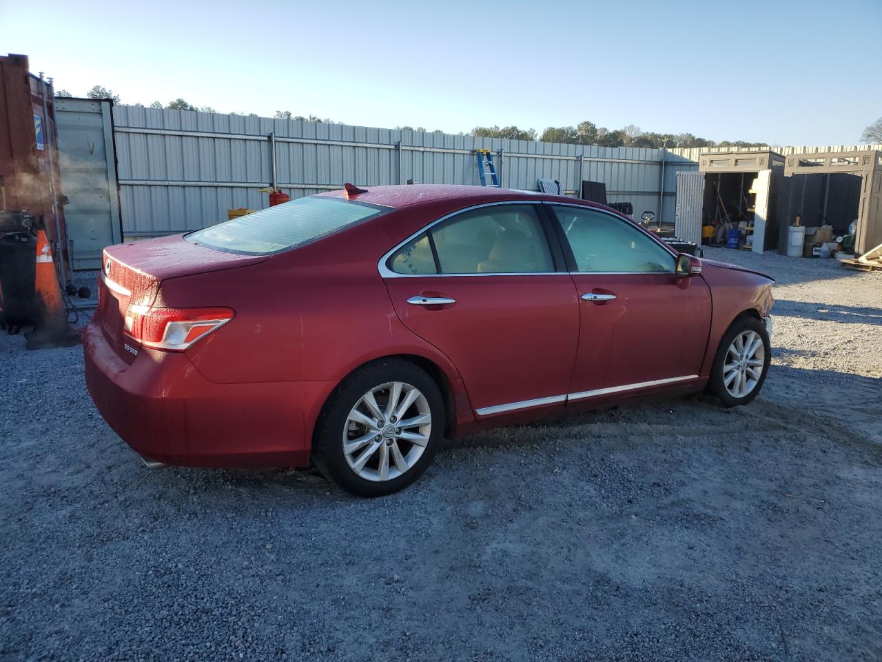 2011 Lexus ES - Image 3