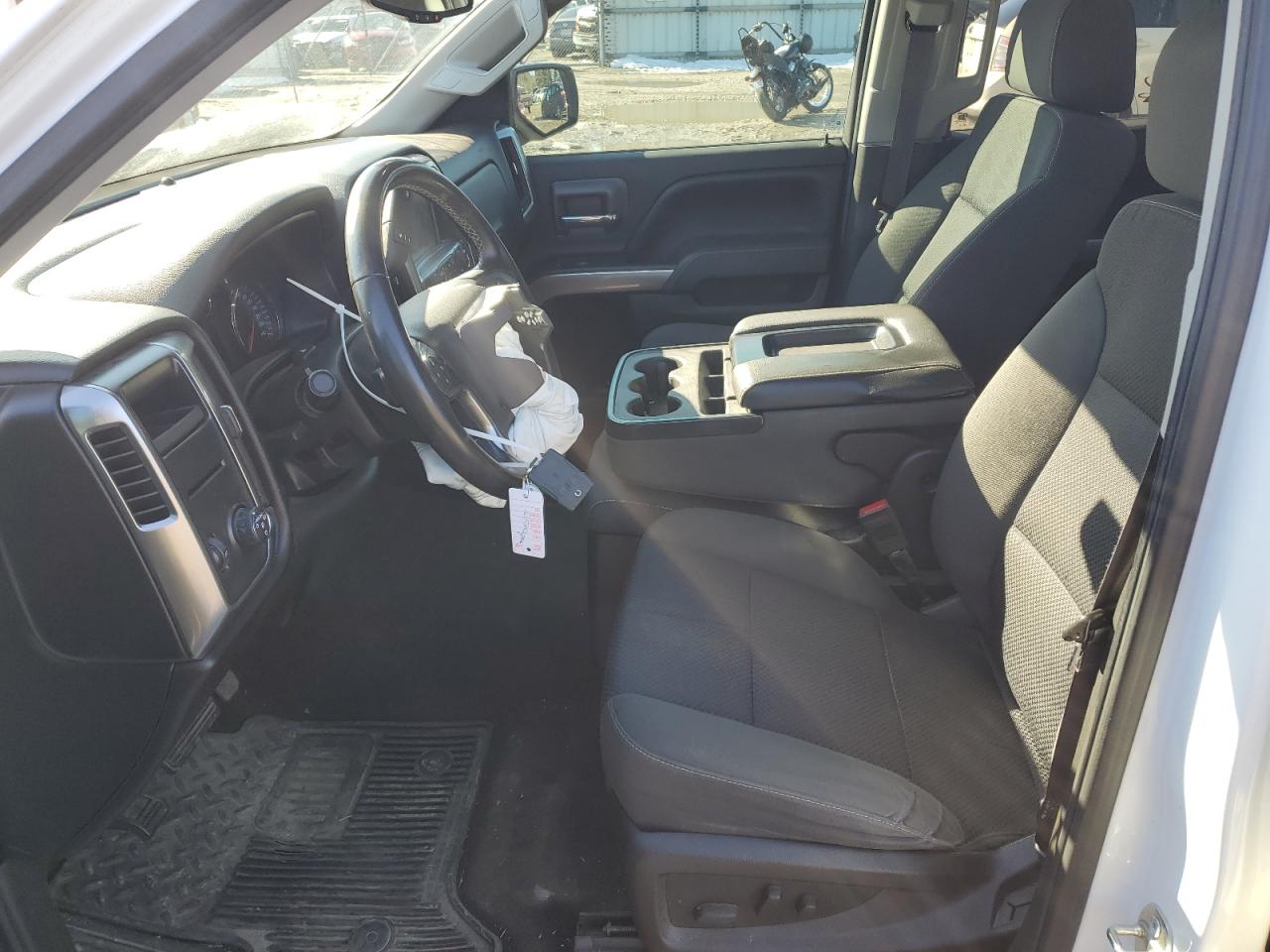 2016 Chevrolet Silverado - Image 7