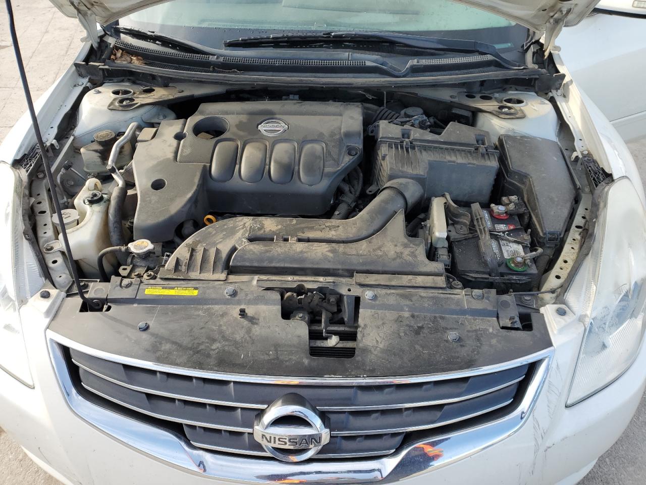 2010 Nissan Altima - Image 11