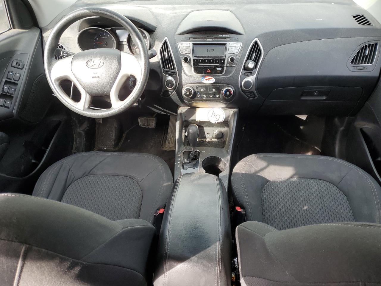 2010 Hyundai Tucson - Image 8