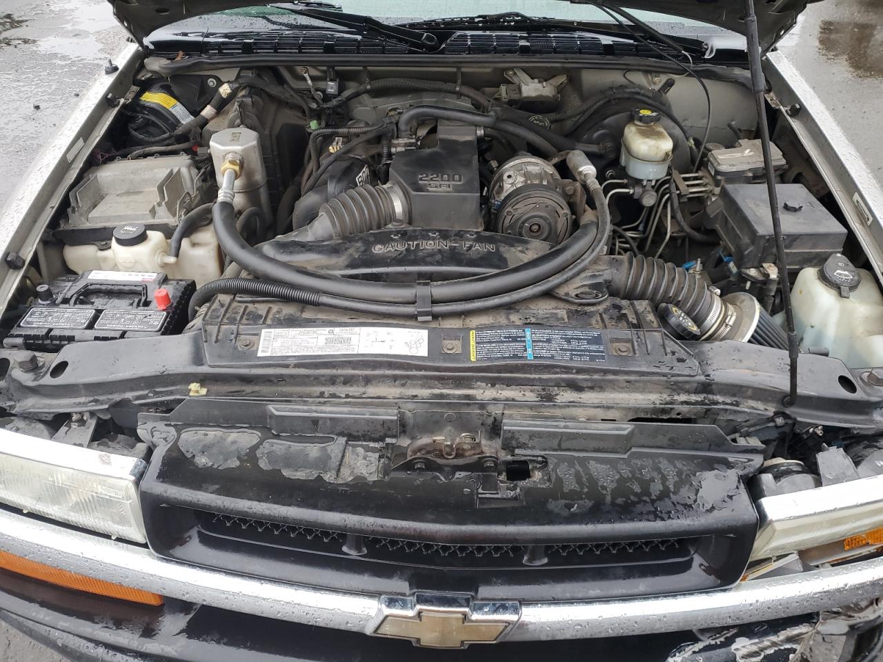 2002 Chevrolet S-10 Pickup - Image 11