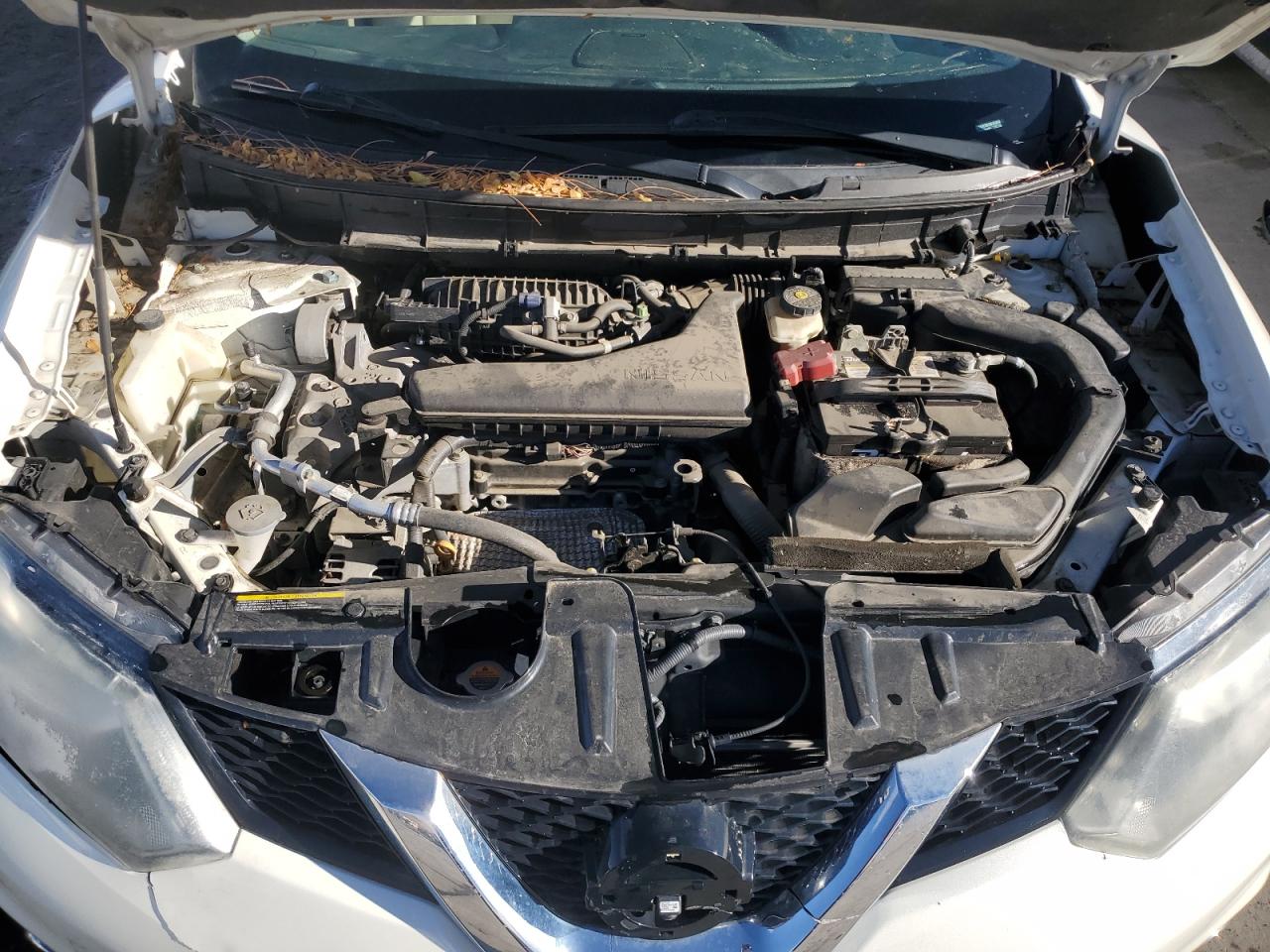 2015 Nissan Rogue - Image 12