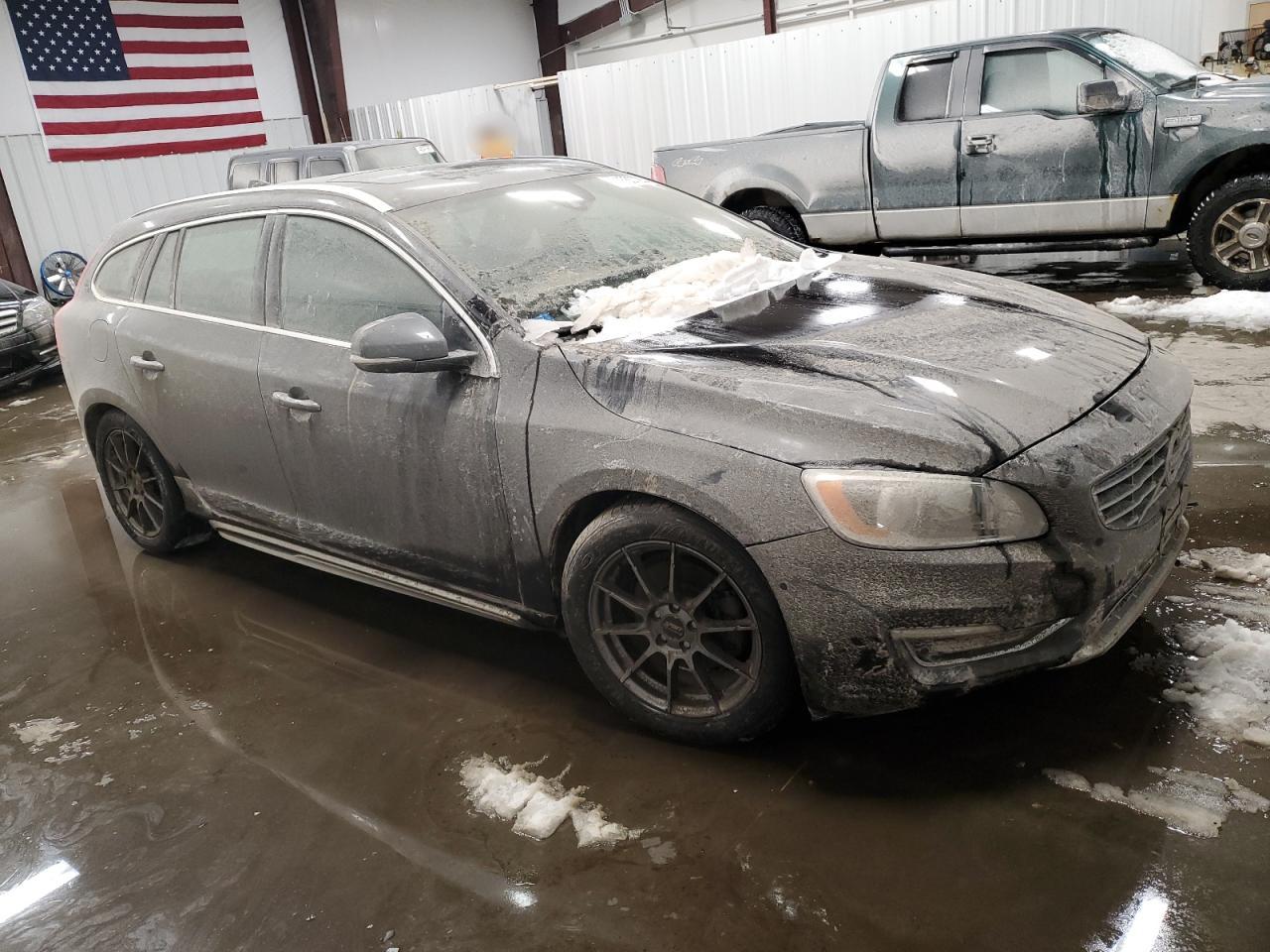 2015 Volvo V60 - Image 4
