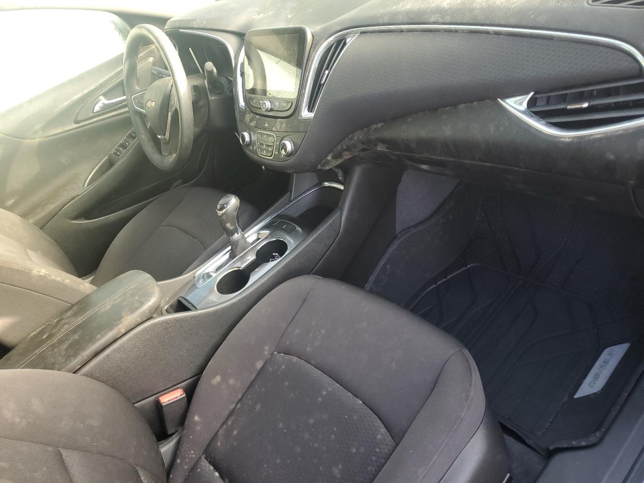 2019 Chevrolet Malibu - Image 8