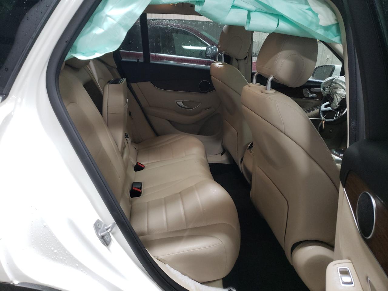 2021 Mercedes-Benz GLC - Image 10
