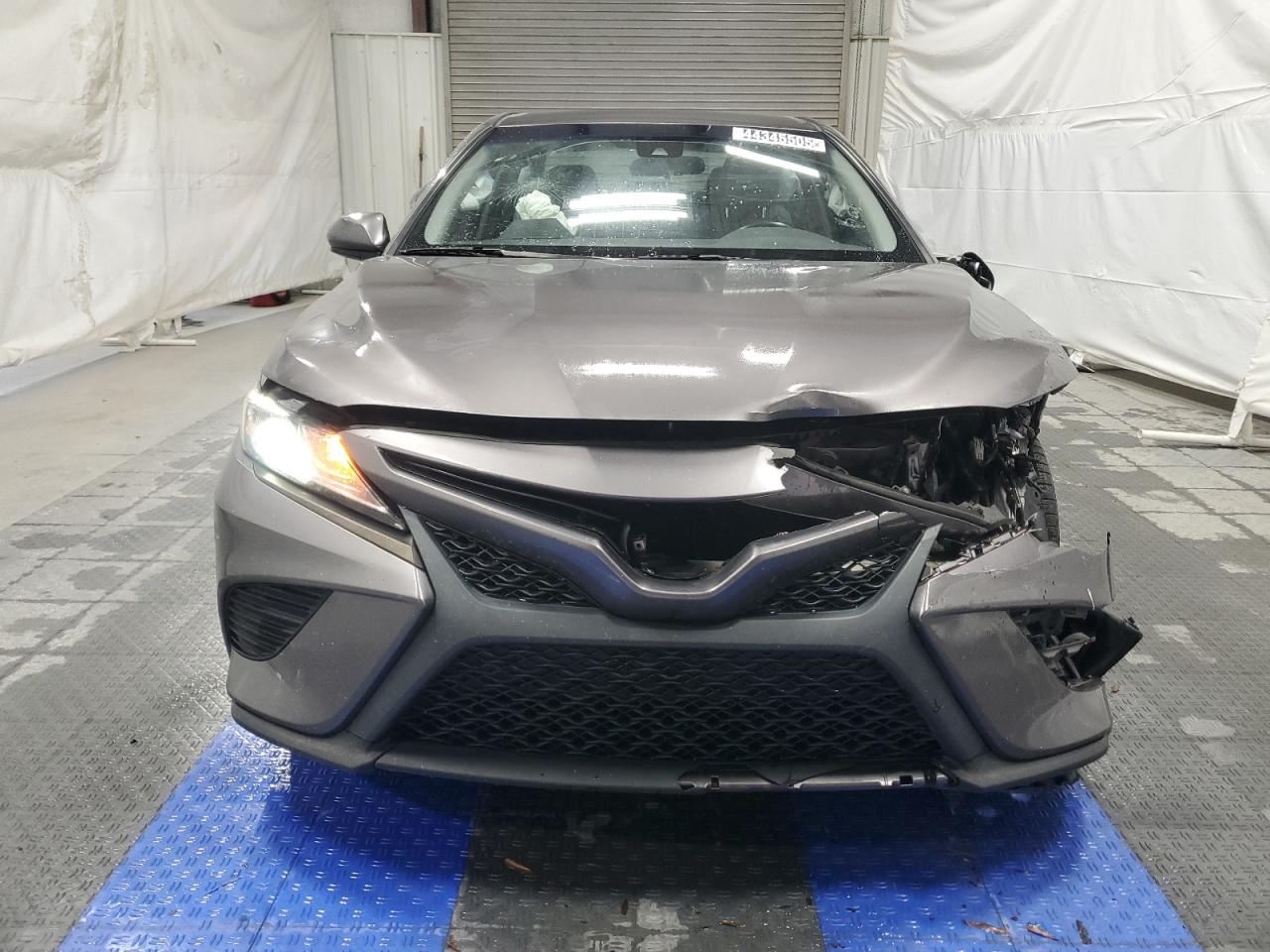 2020 Toyota Camry - Image 5