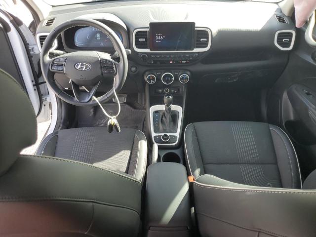  HYUNDAI VENUE 2024 Белы