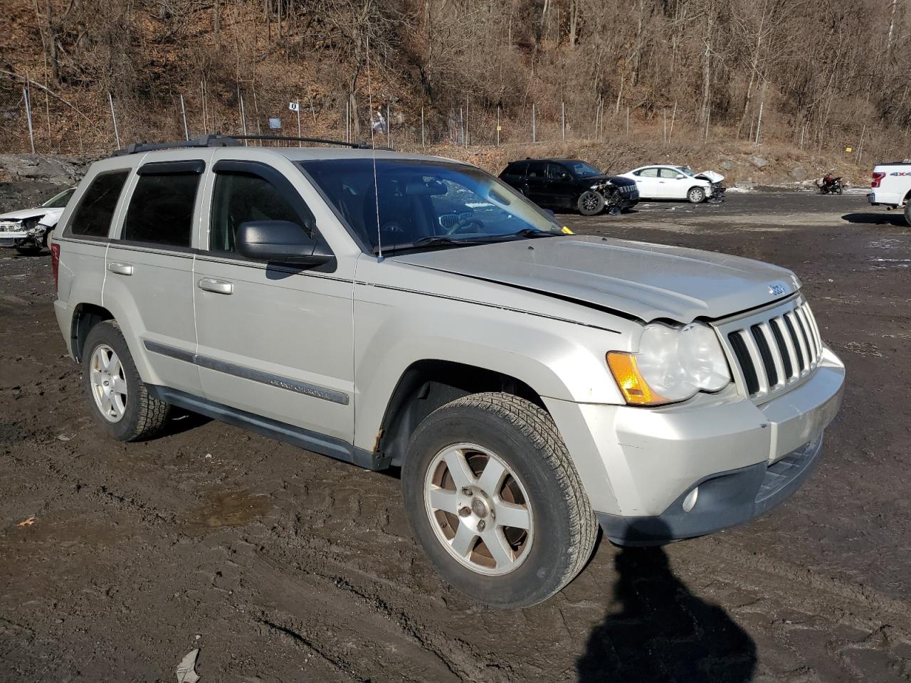 2010 Jeep Grand Cherokee - Image 4