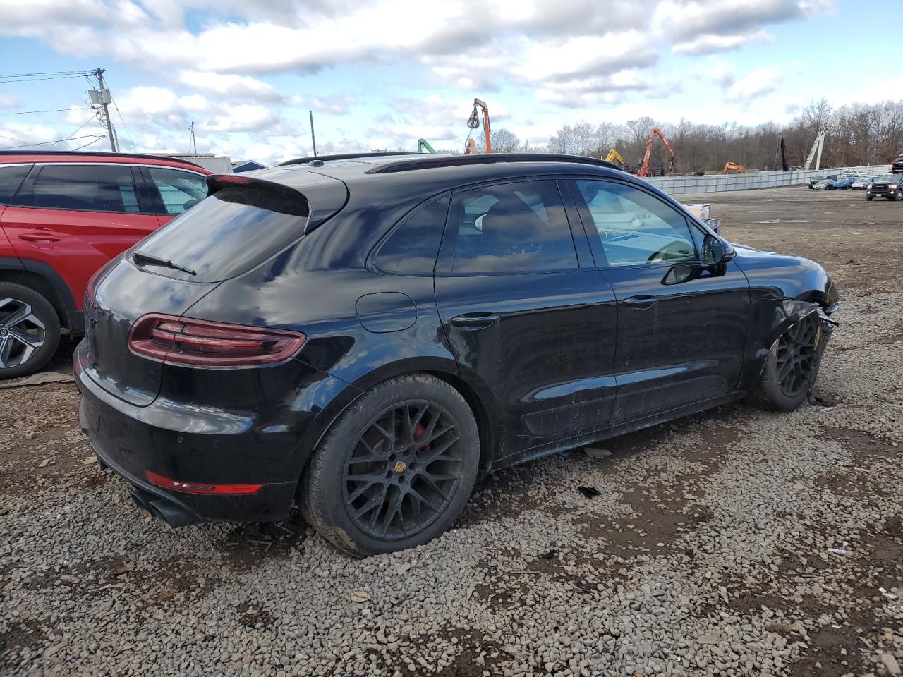 2017 Porsche Macan - Image 3