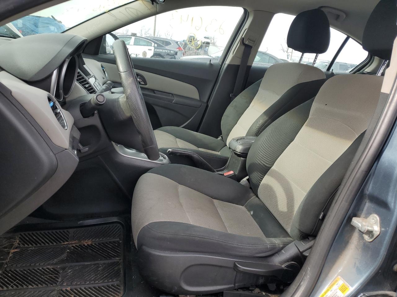 2012 Chevrolet Cruze - Image 7