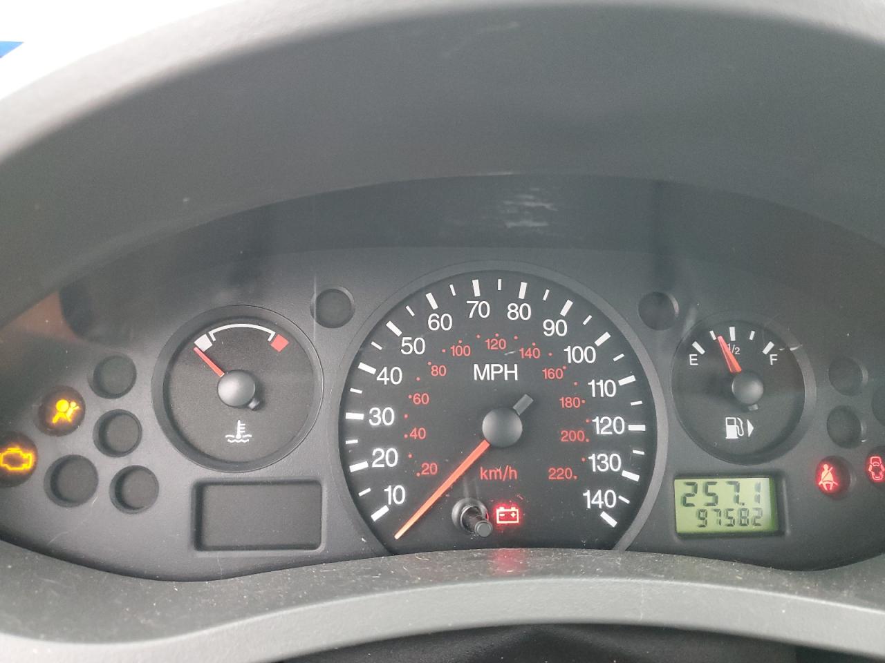 2005 Ford Focus - Image 9