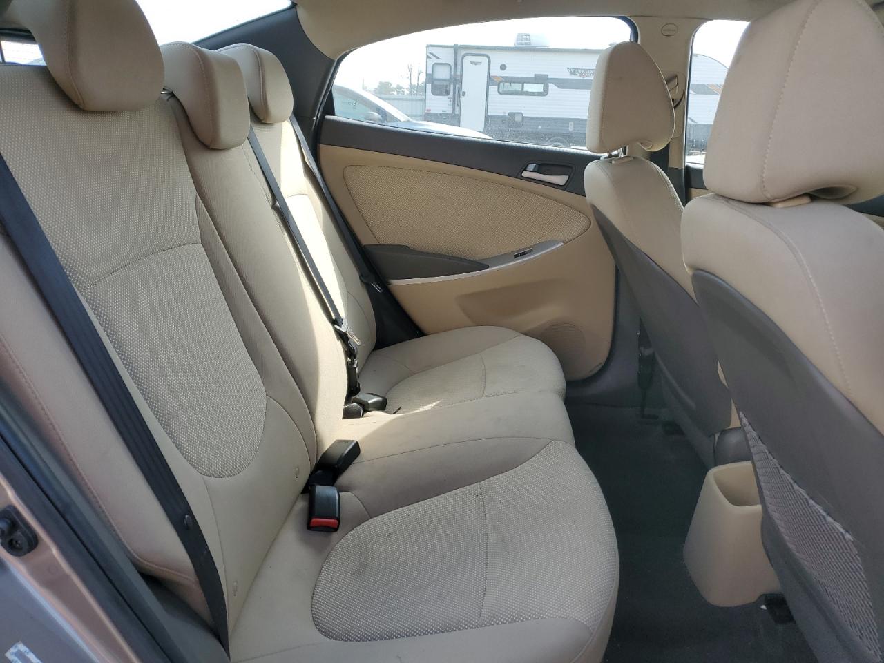 2014 Hyundai Accent - Image 10