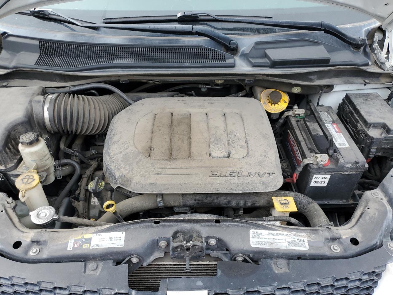 2019 Dodge Caravan - Image 12