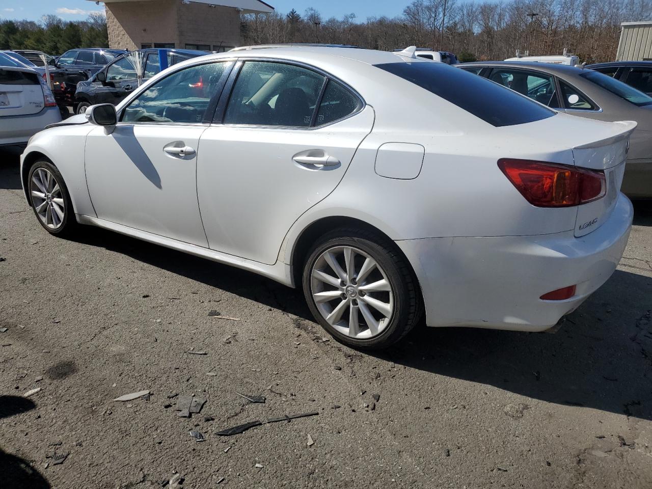 2010 Lexus IS - Image 2