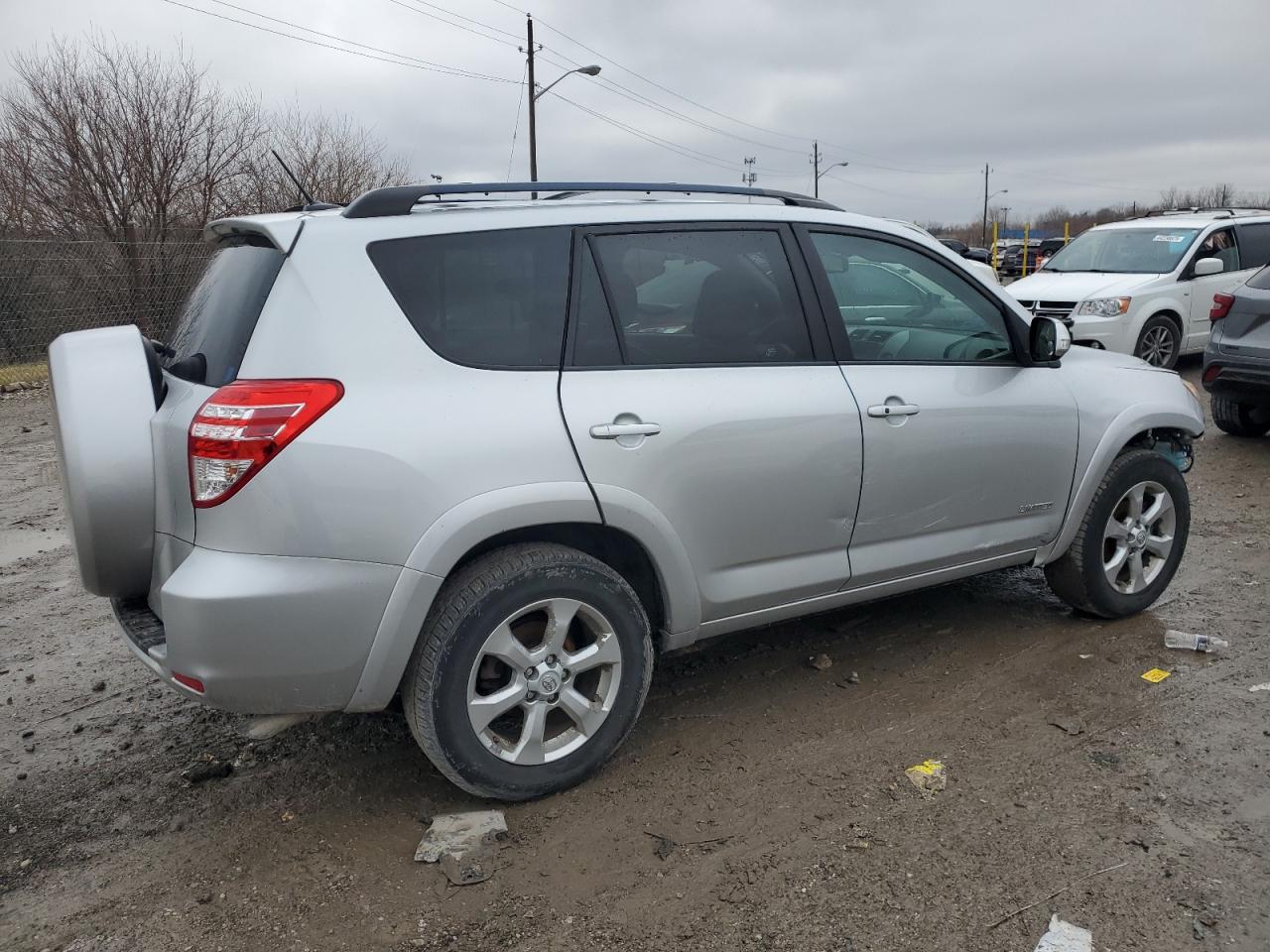 2010 Toyota RAV 4 - Image 3