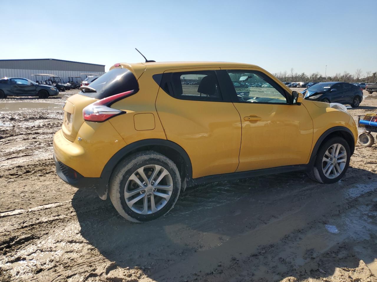 2015 Nissan Juke - Image 3