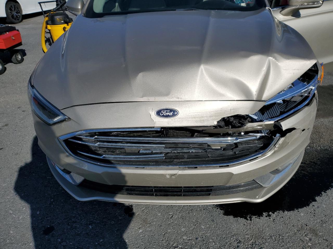 2017 Ford Fusion - Image 13