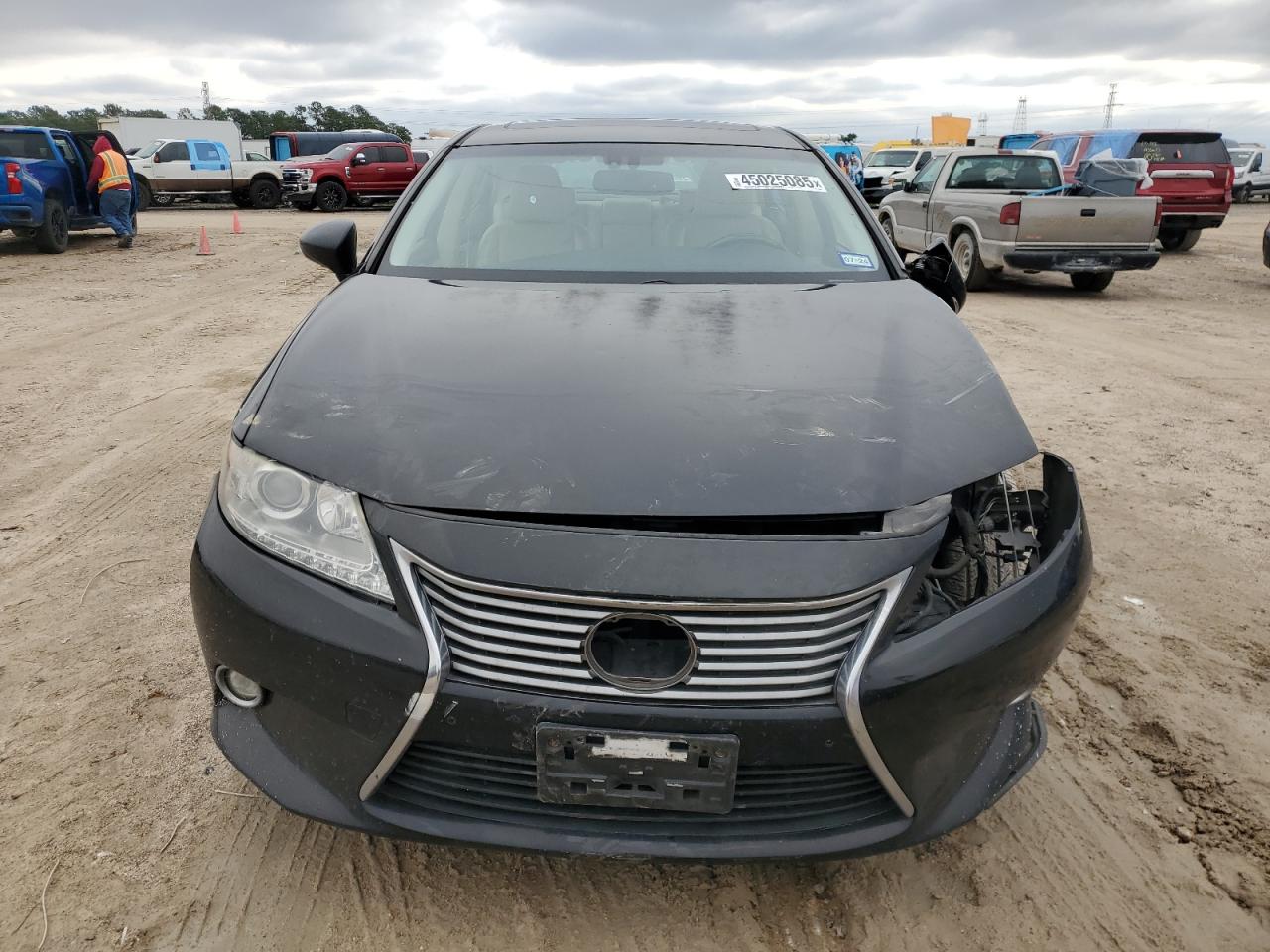 2014 Lexus ES - Image 5