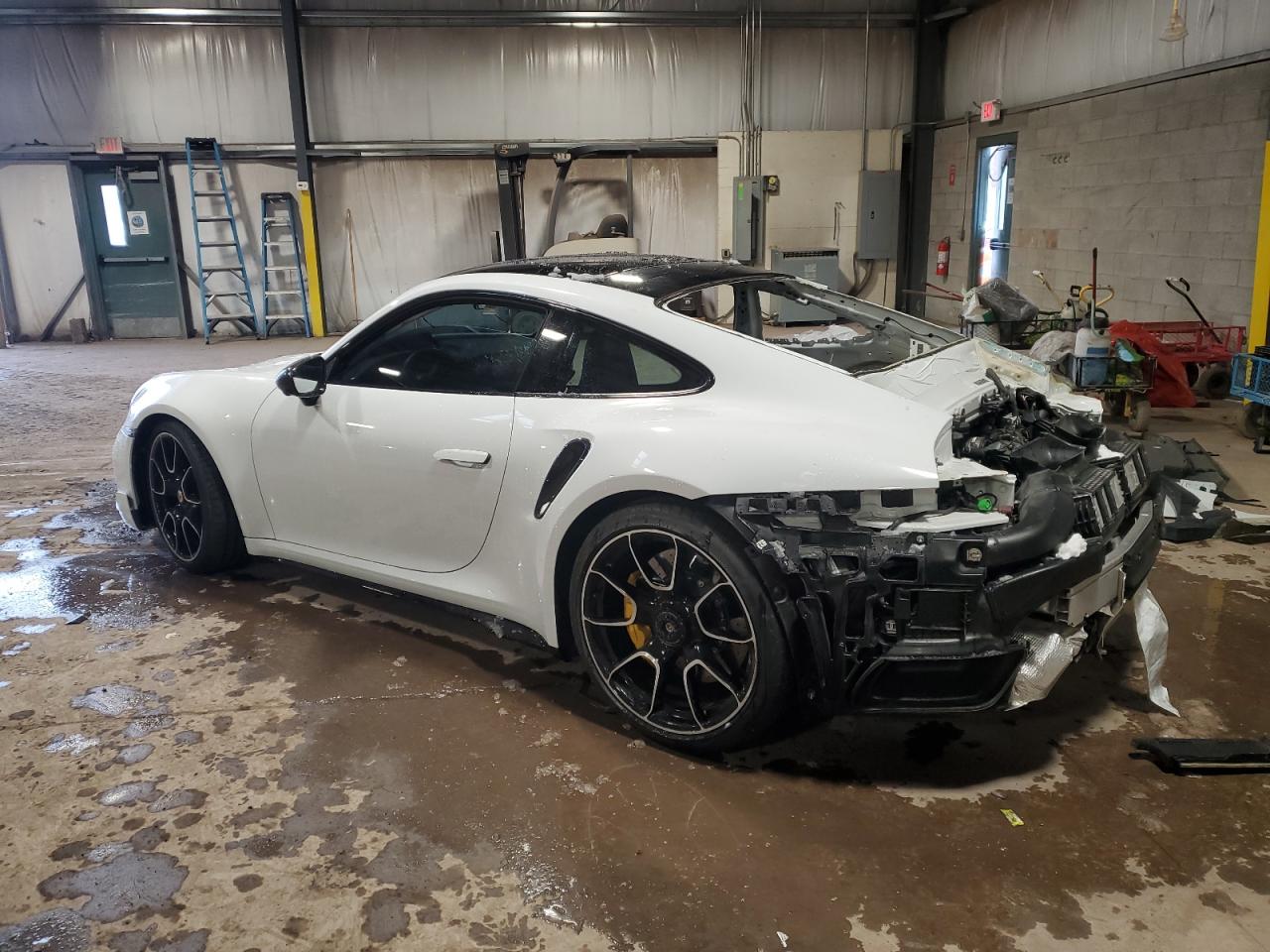2021 Porsche 911 - Image 2