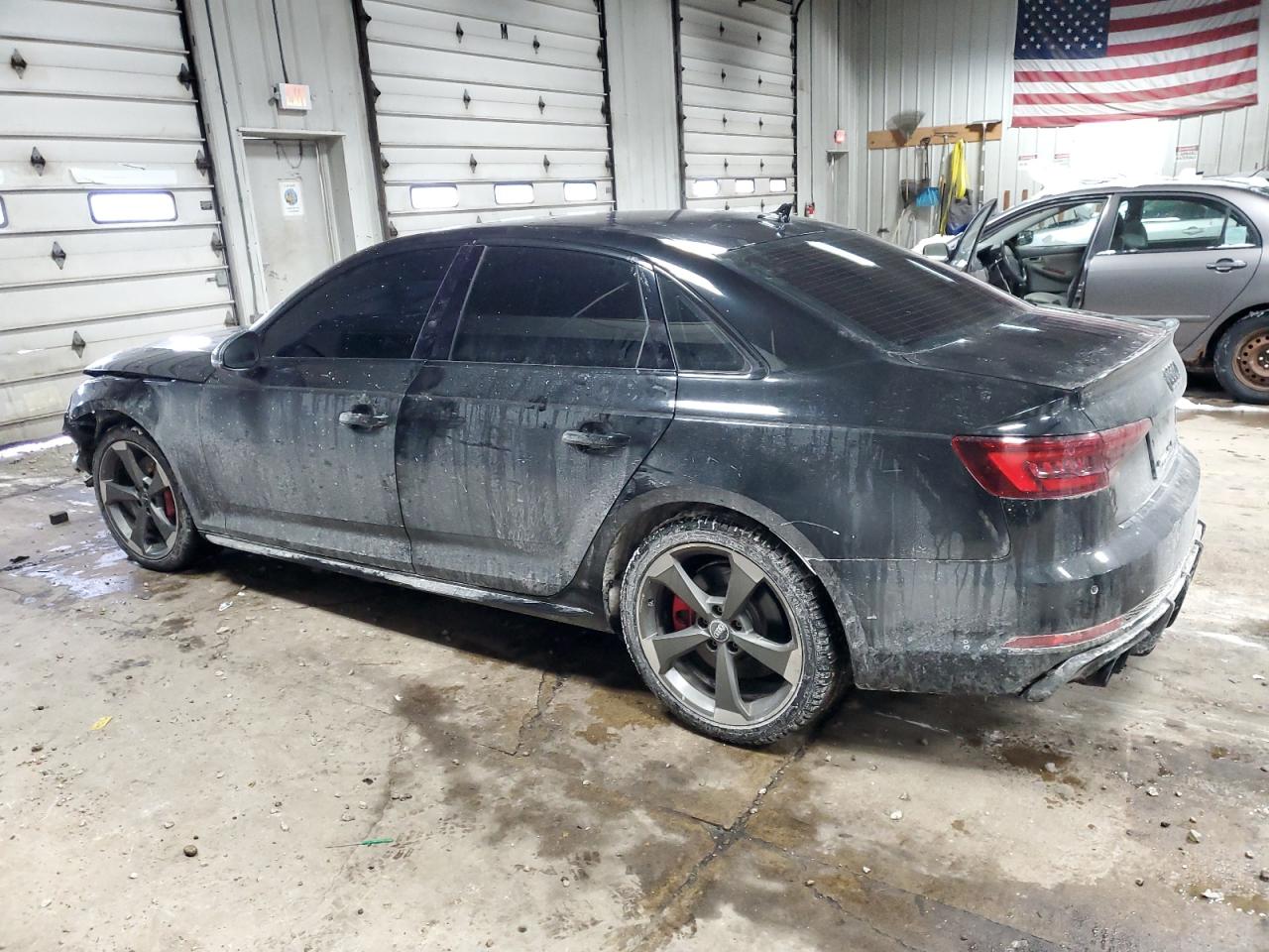 2018 Audi RS4 - Image 2