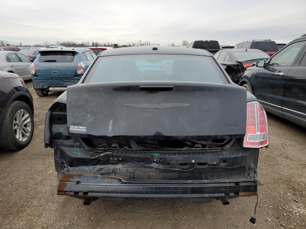 2014 Chrysler 300 - Image 6