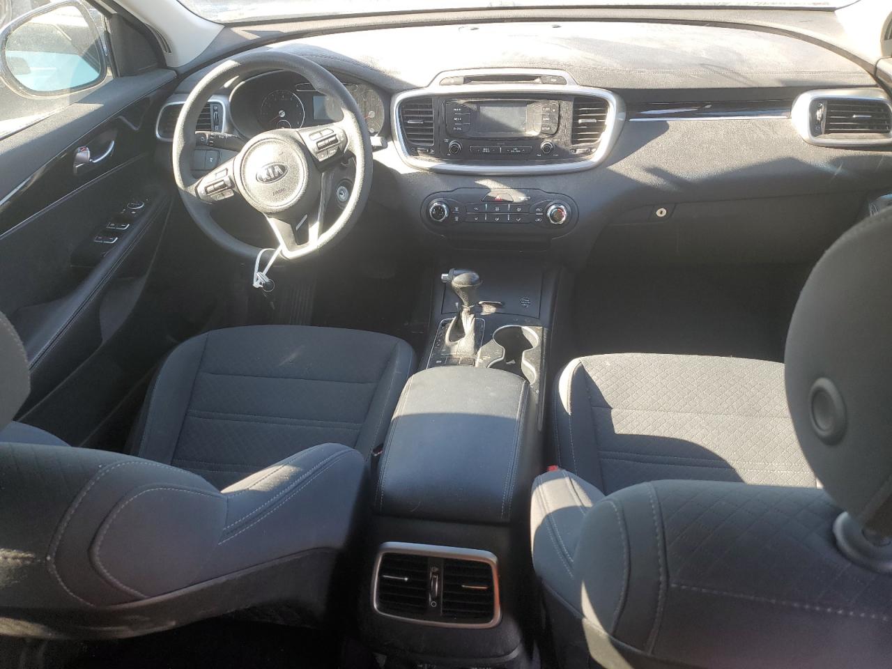 2018 Kia Sorento - Image 8