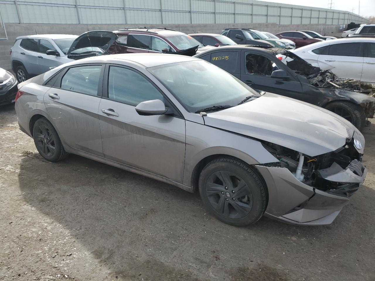 2021 Hyundai Elantra - Image 4