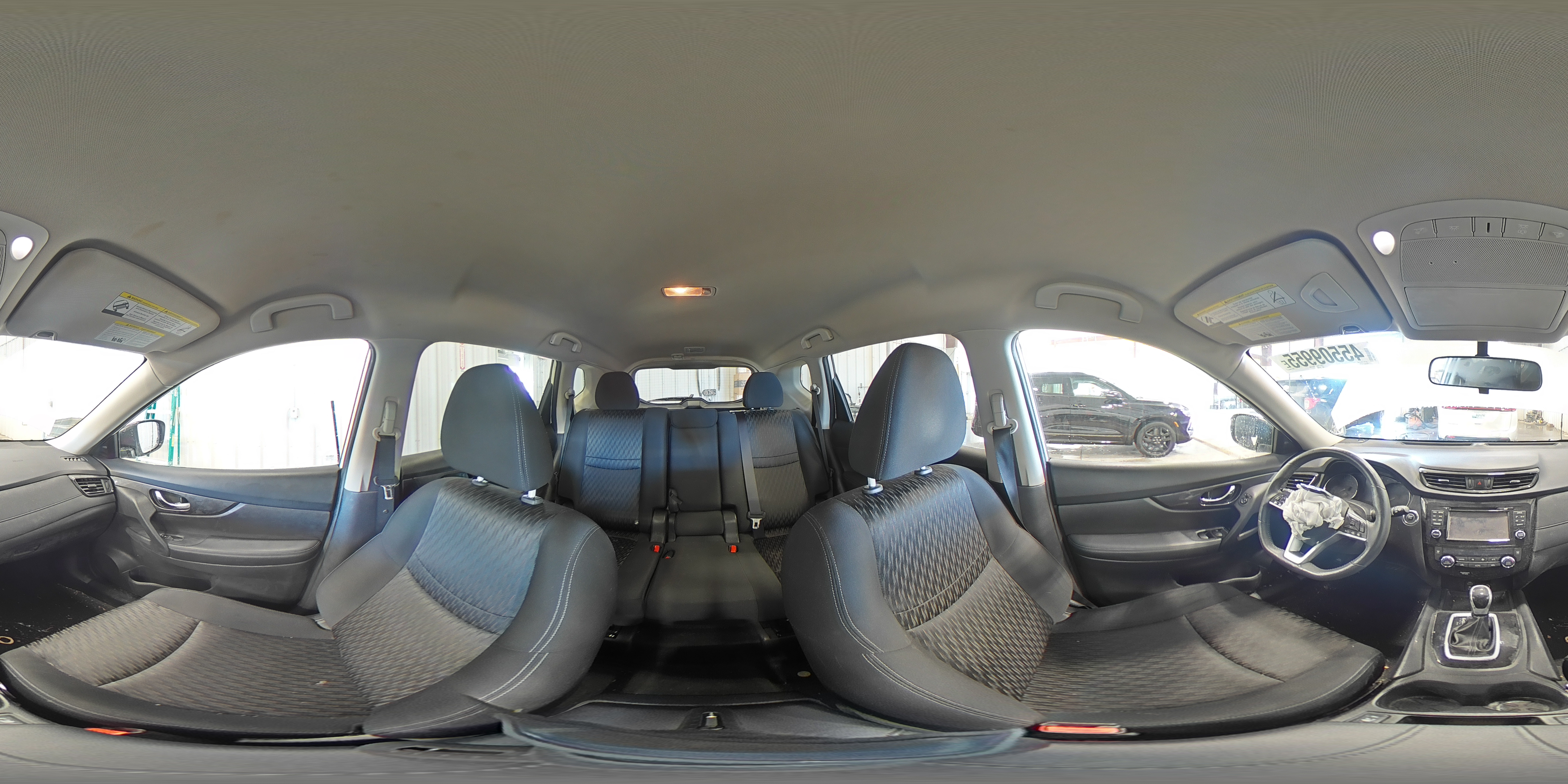 2017 Nissan Rogue - Image 13