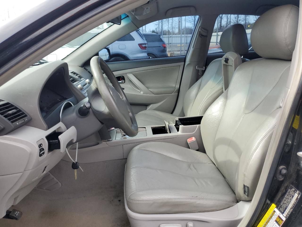 2011 Toyota Camry - Image 7