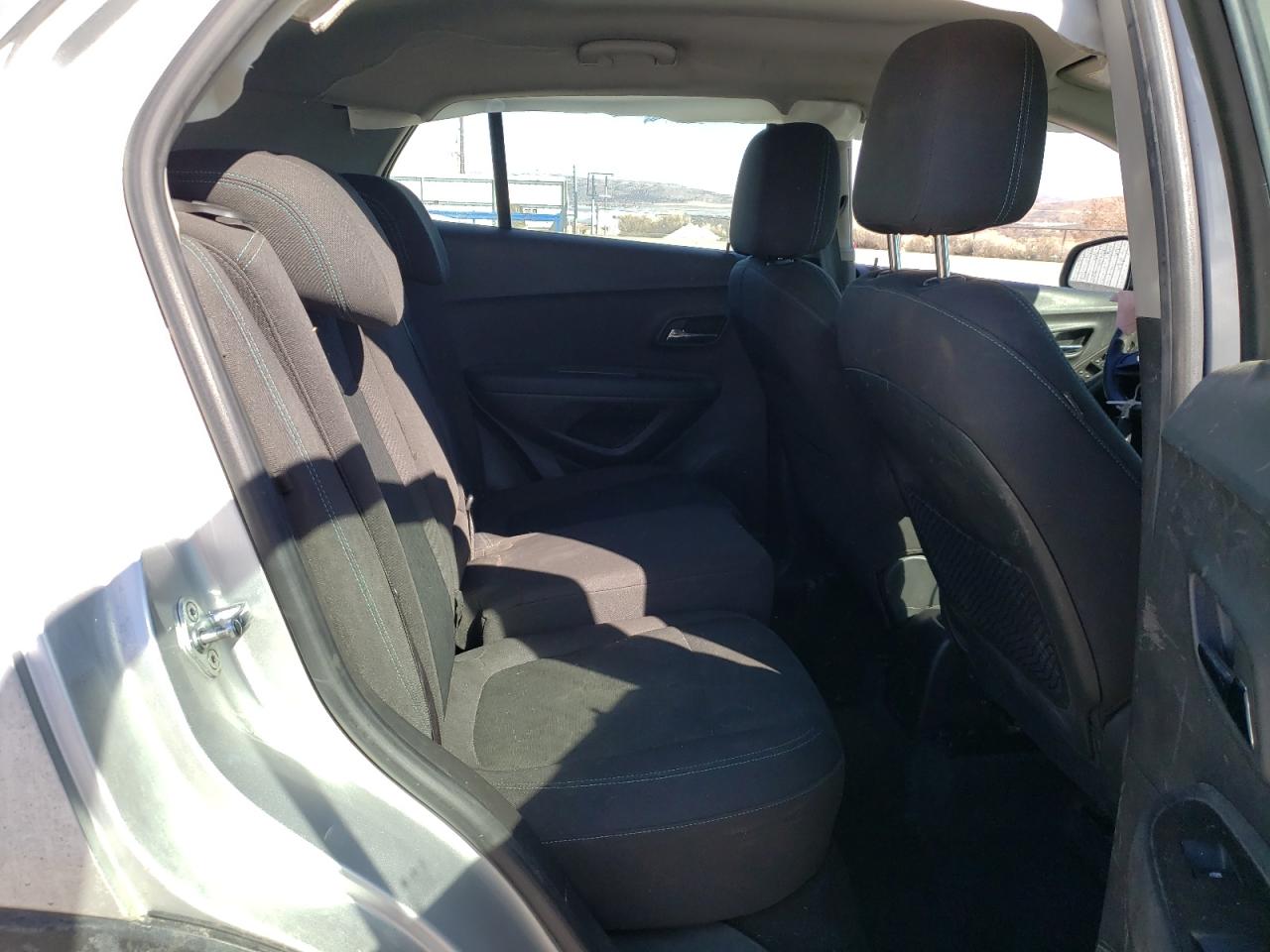 2015 Chevrolet Trax - Image 12