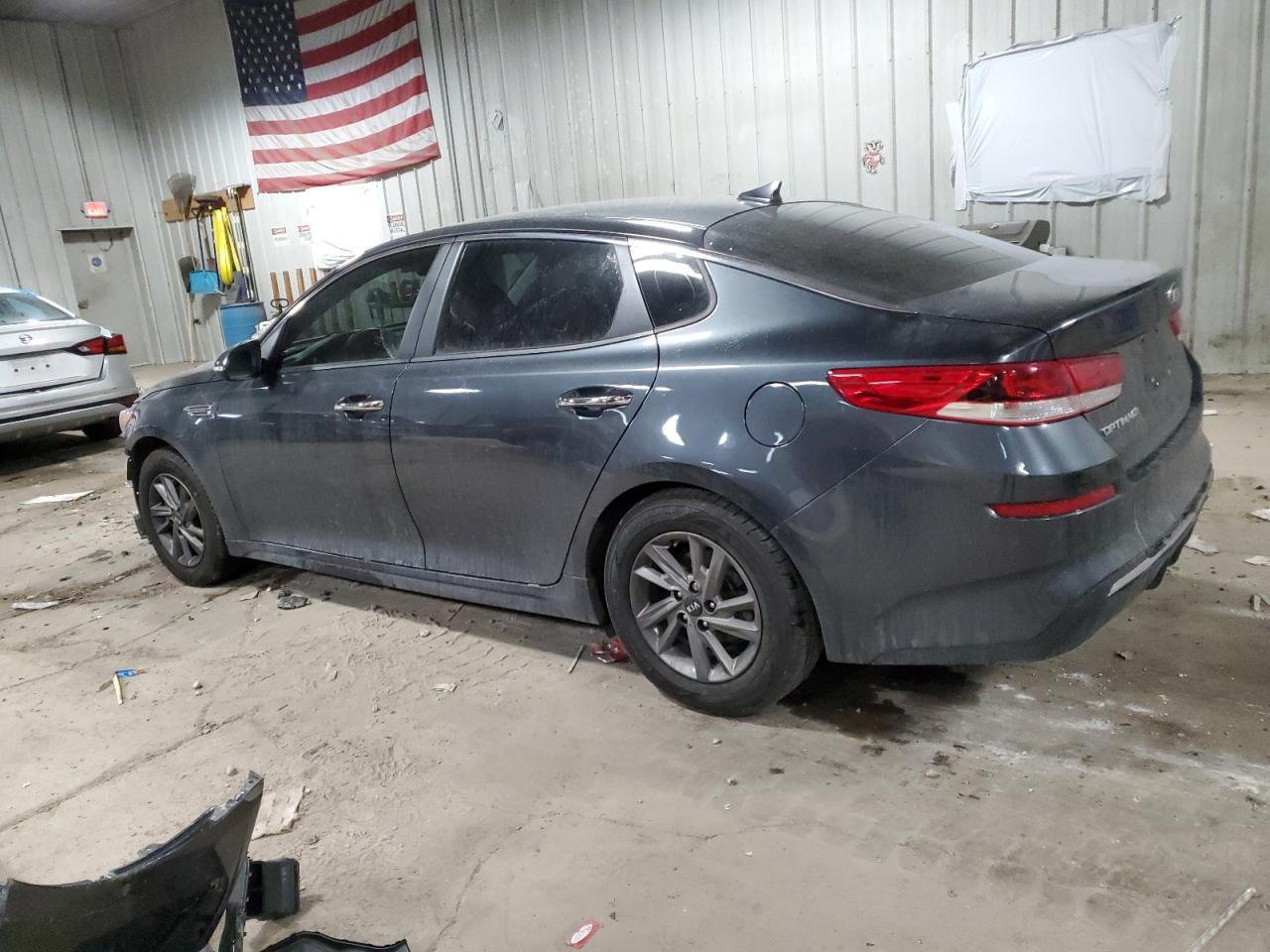 2020 Kia Optima - Image 2