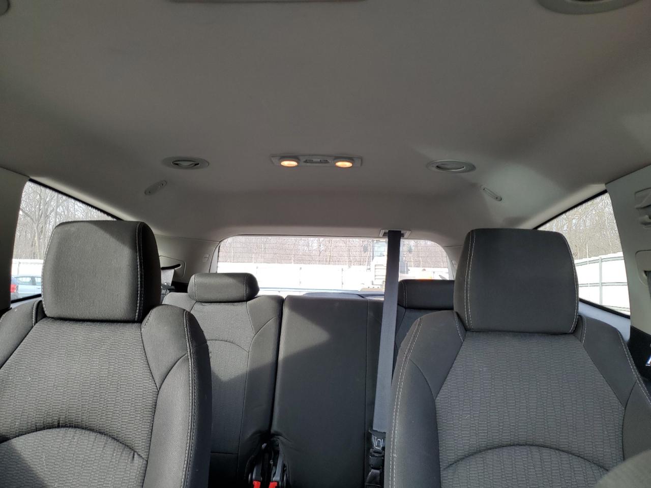 2014 Chevrolet Traverse - Image 10