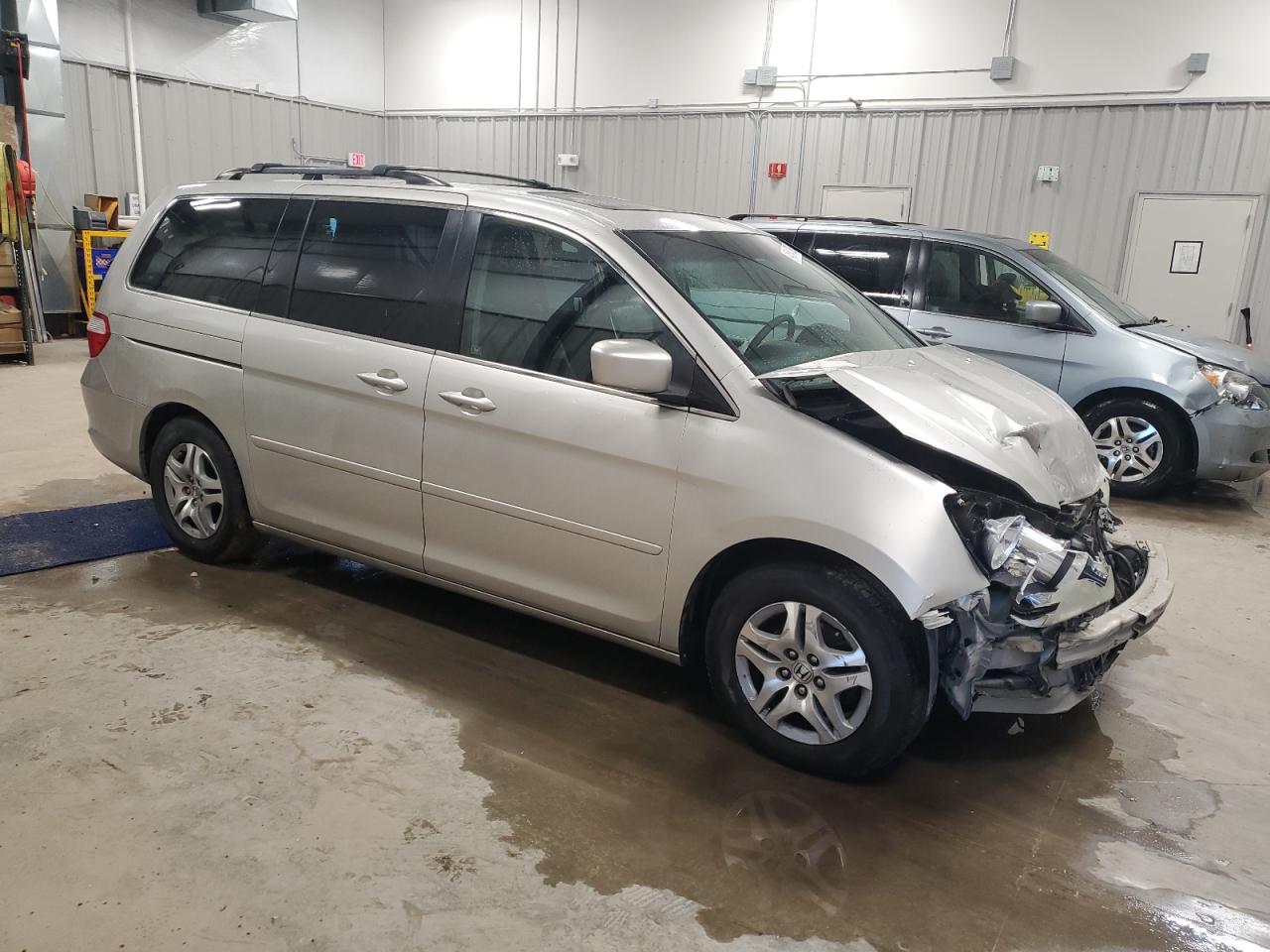 2005 Honda Odyssey - Image 4