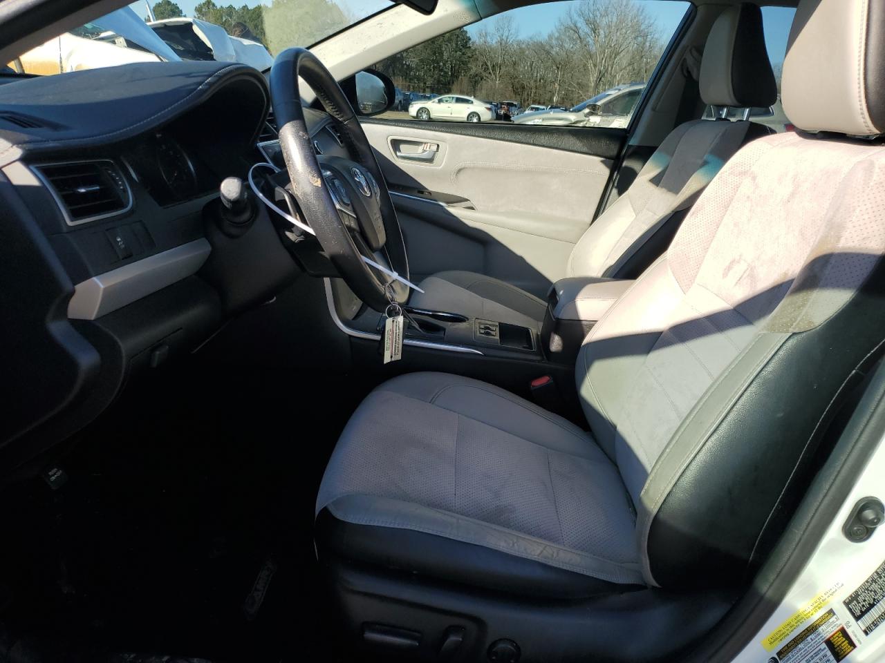 2016 Toyota Camry - Image 7