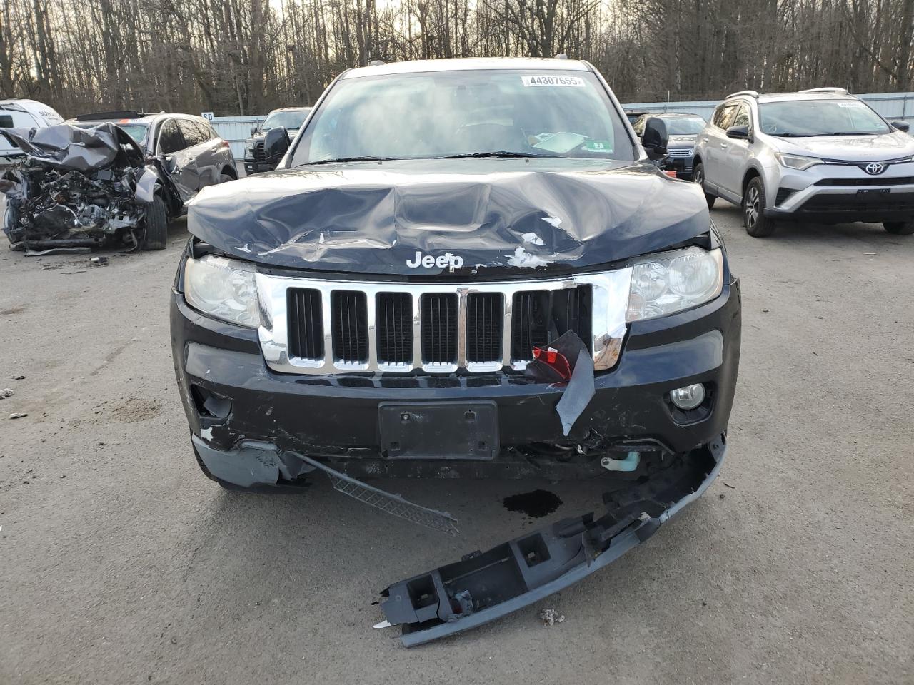 2012 Jeep Grand Cherokee - Image 5