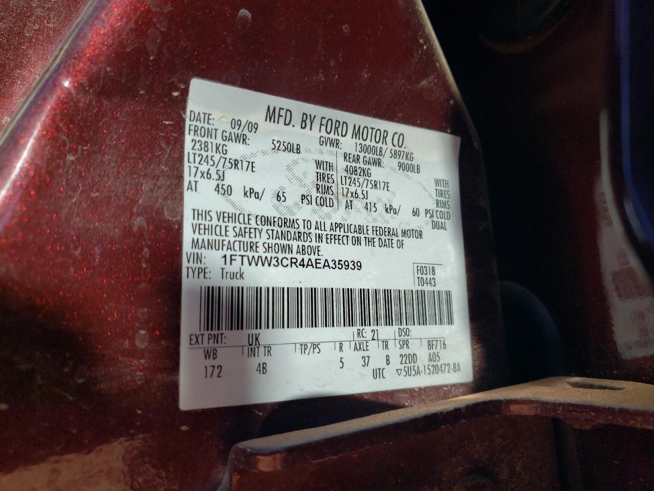 2010 Ford F350 - Image 12