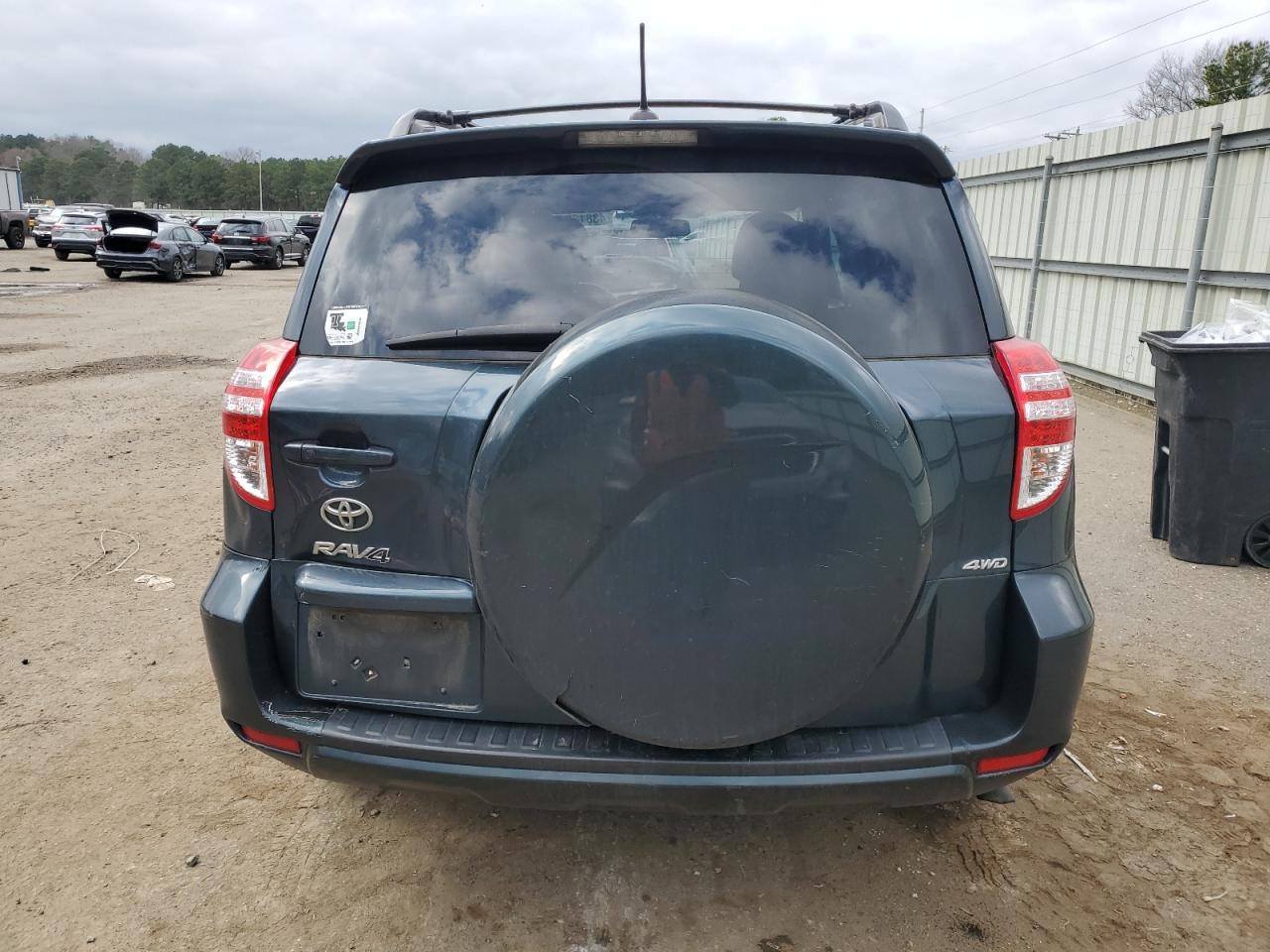 2011 Toyota RAV 4 - Image 6