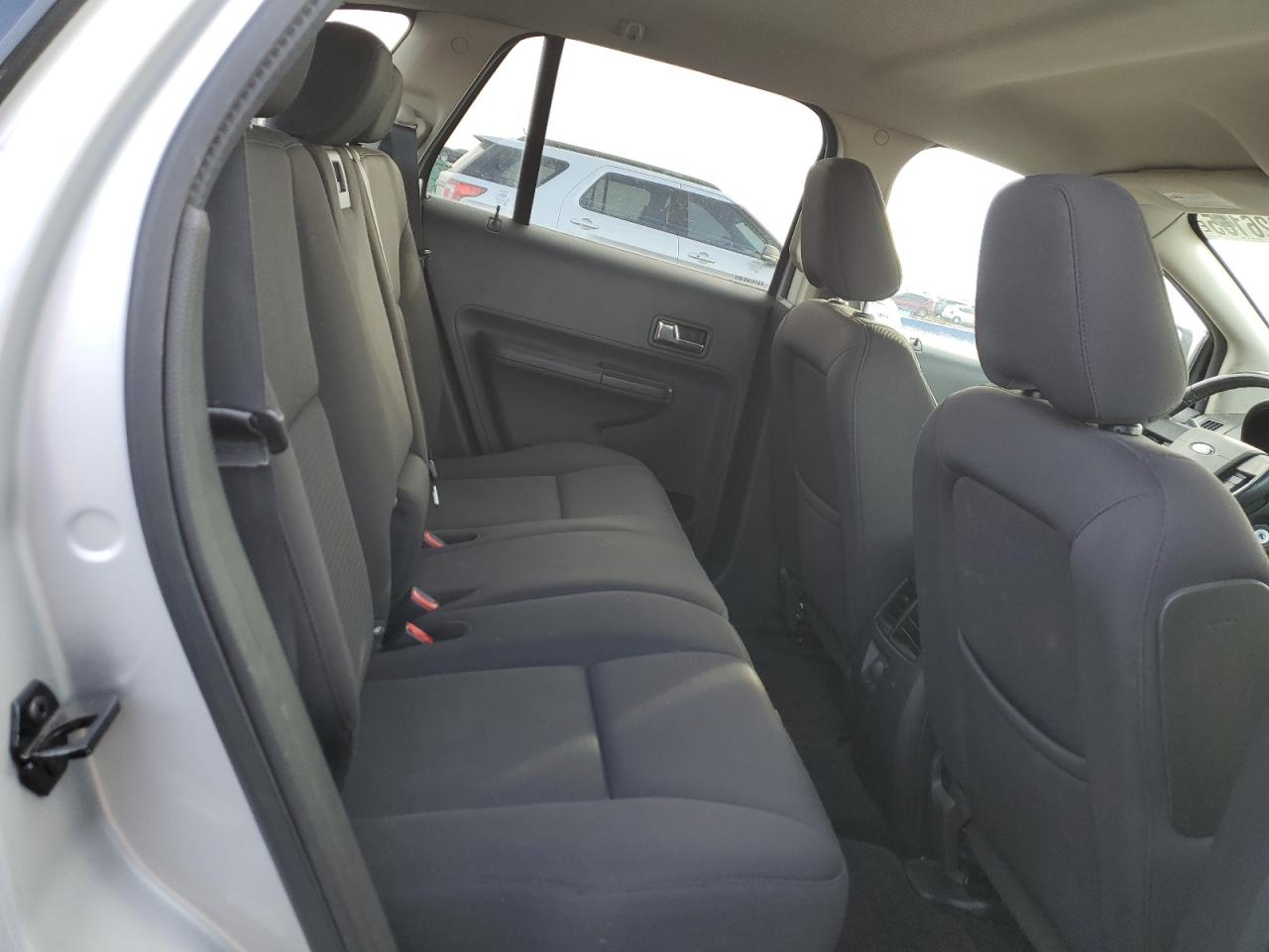 2010 Ford Edge - Image 11
