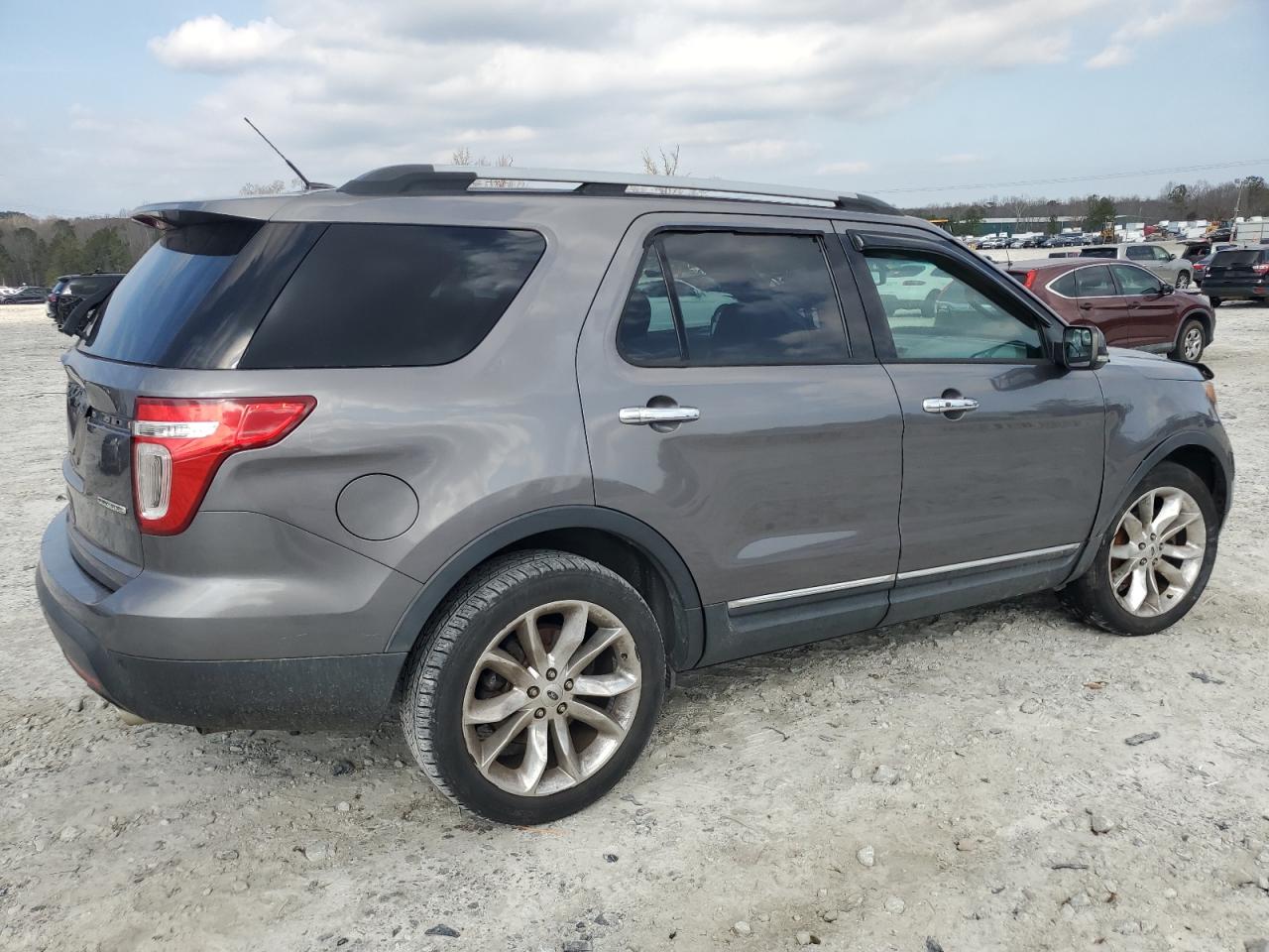 2013 Ford Explorer - Image 3