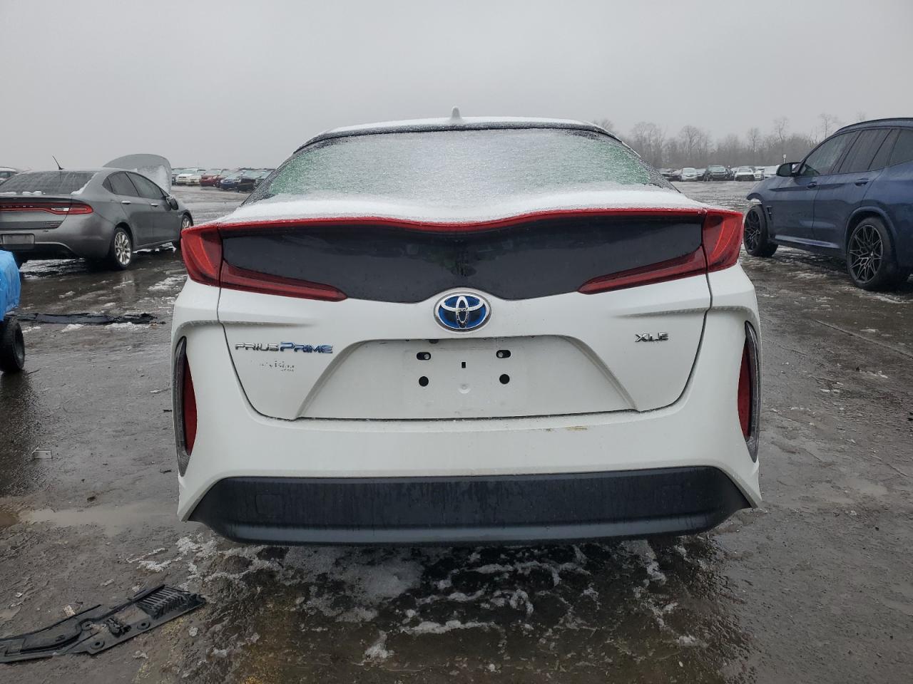 2021 Toyota Prius - Image 6