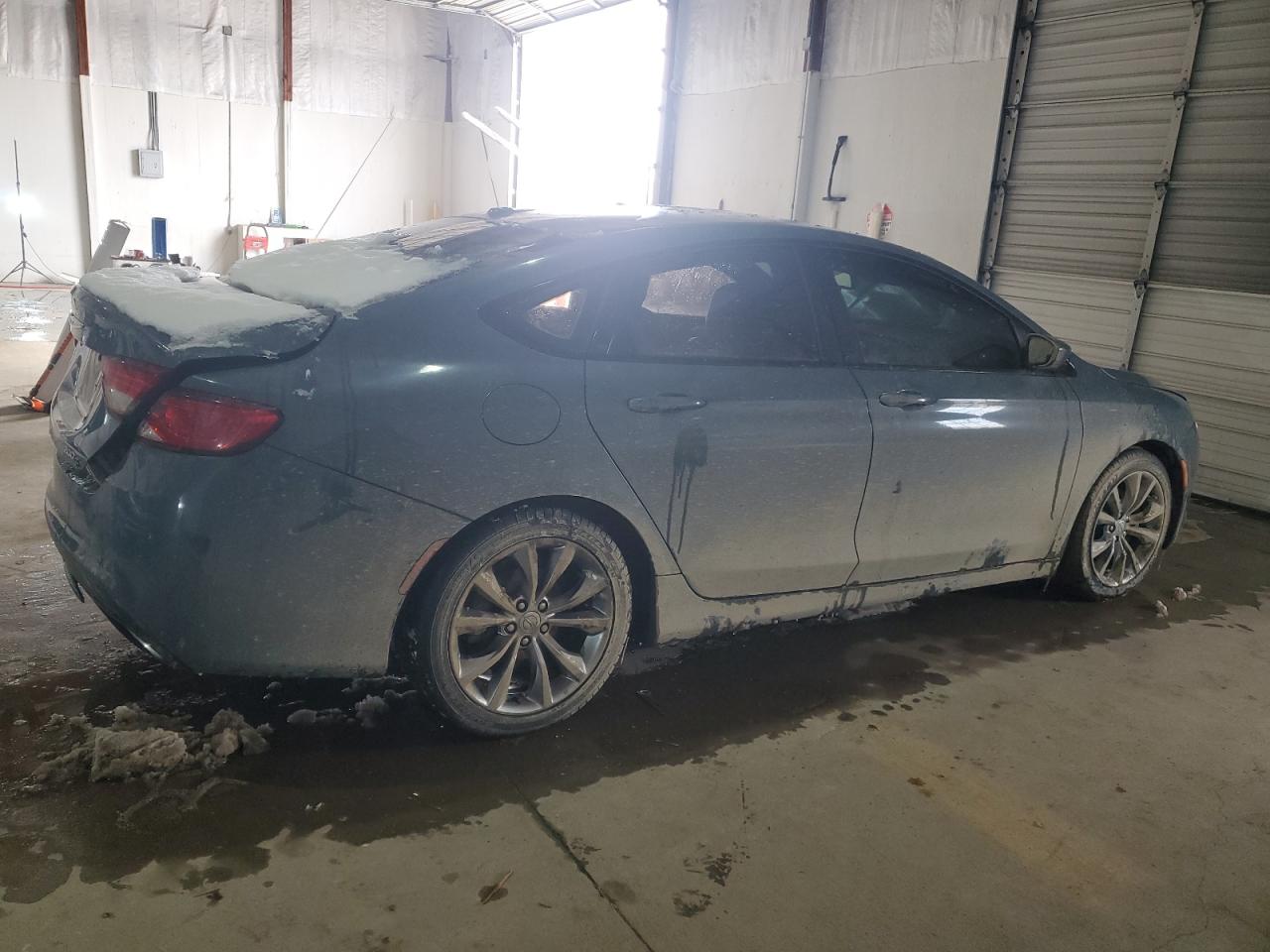 2015 Chrysler 200 - Image 3