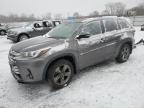 2017 Toyota Highlander Limited продається в Chicago Heights, IL - Rear End