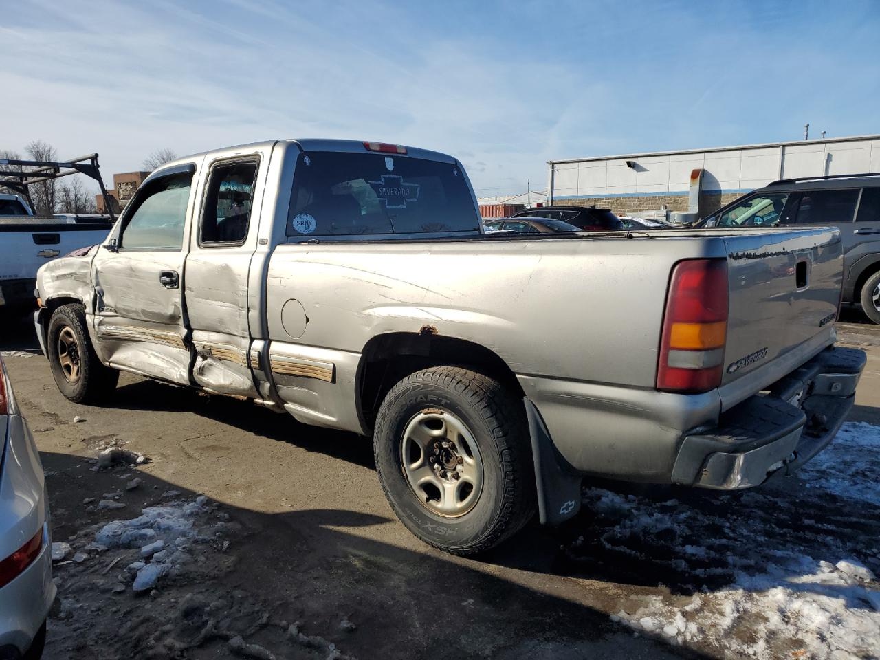 2001 Chevrolet Silverado - Image 2