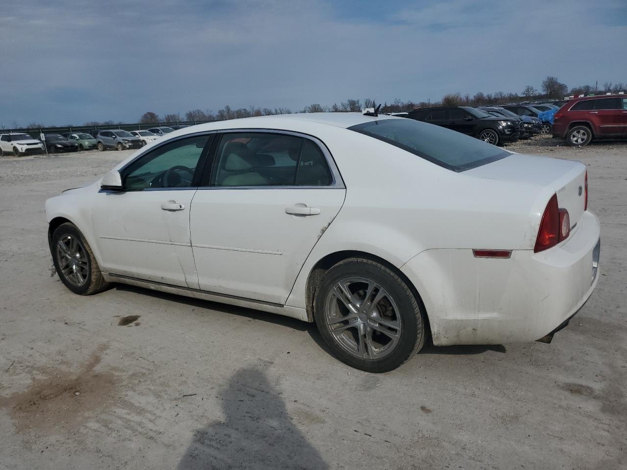 2010 Chevrolet Malibu - Image 2