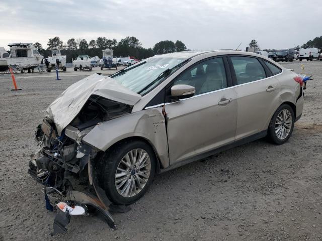  FORD FOCUS 2018 Золотой