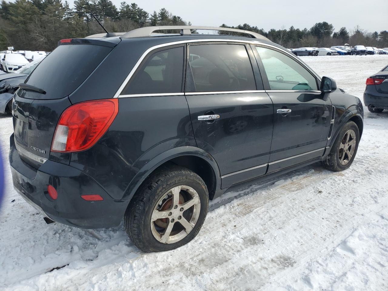 2013 Chevrolet Captiva - Image 3