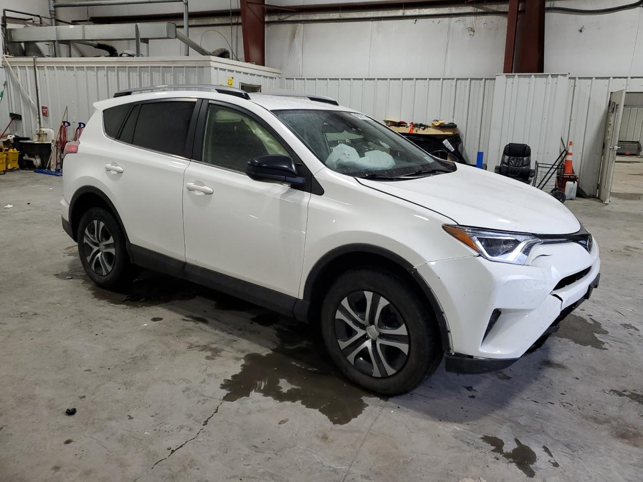 2017 Toyota RAV 4 - Image 4