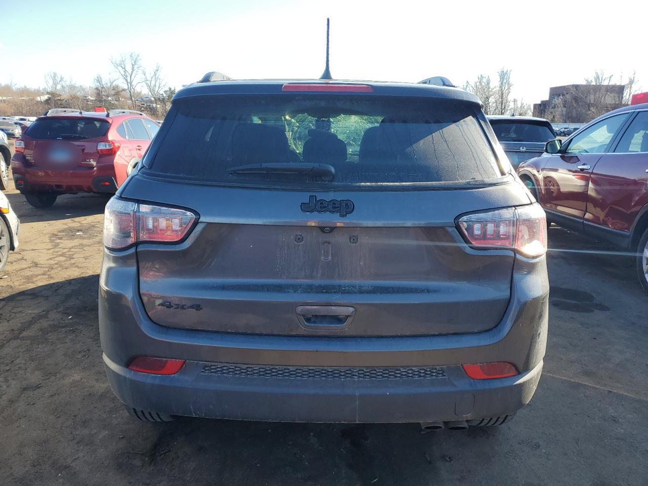 2020 Jeep Compass - Image 6