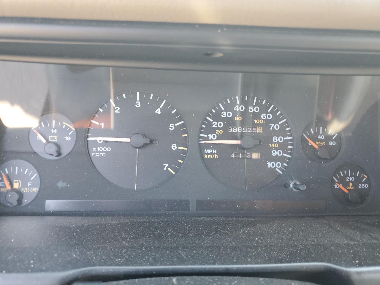 1995 Jeep Grand Cherokee - Image 9